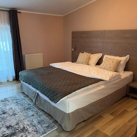 Studio Apartcity บราชอฟ ภายนอก รูปภาพ