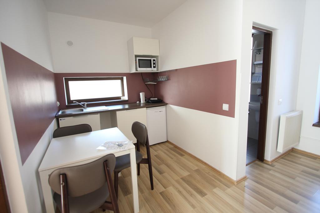 Studio Apartcity บราชอฟ ภายนอก รูปภาพ