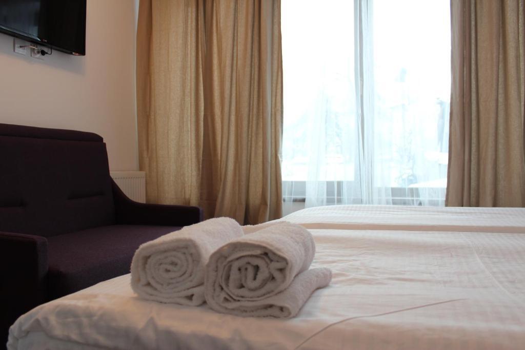 Studio Apartcity บราชอฟ ภายนอก รูปภาพ